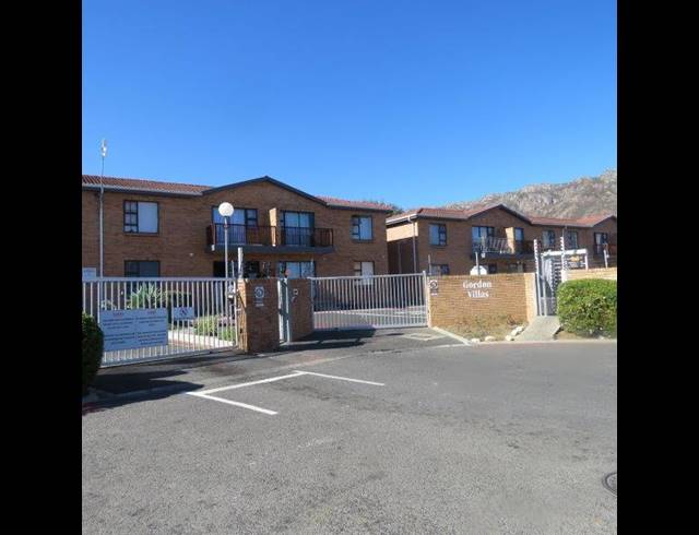 2 BEDROOM APARTMENT RENTED IN SEA BREEZE